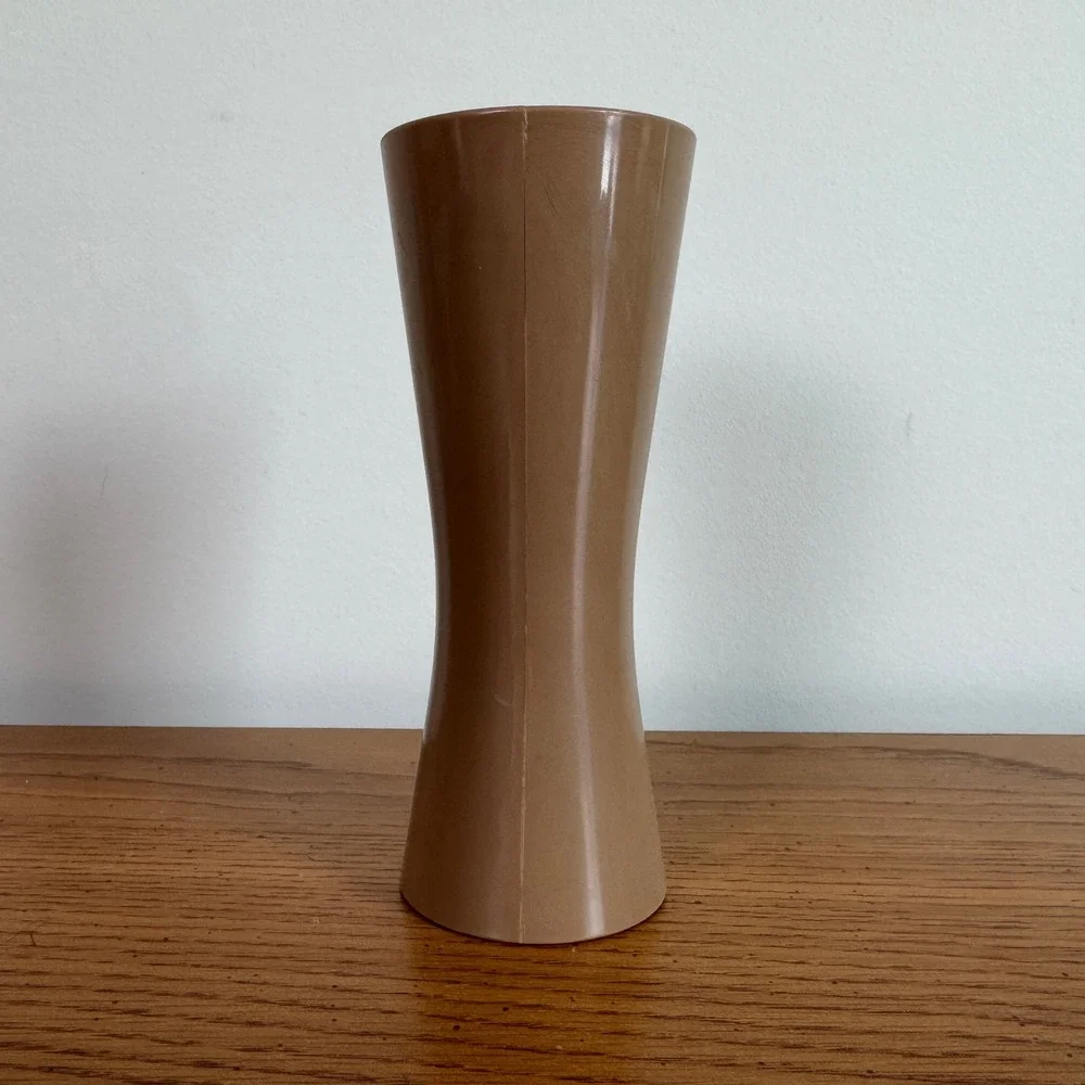 Foley Vintage Brown Plastic 2 in 1 Salt and Pepper Shaker 6‎ Inches Tall